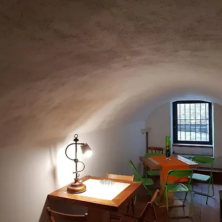 A Casa Di Angela Caiazzo