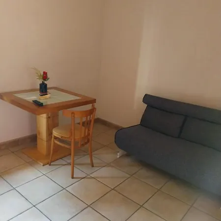 A Casa Di Angela Caiazzo