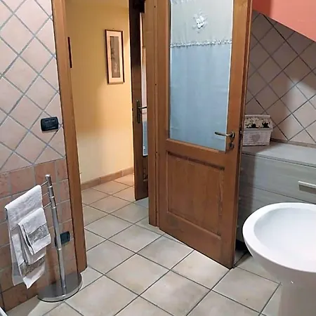 Alojamento de Acomodação e Pequeno-almoço A Casa Di Angela 3*