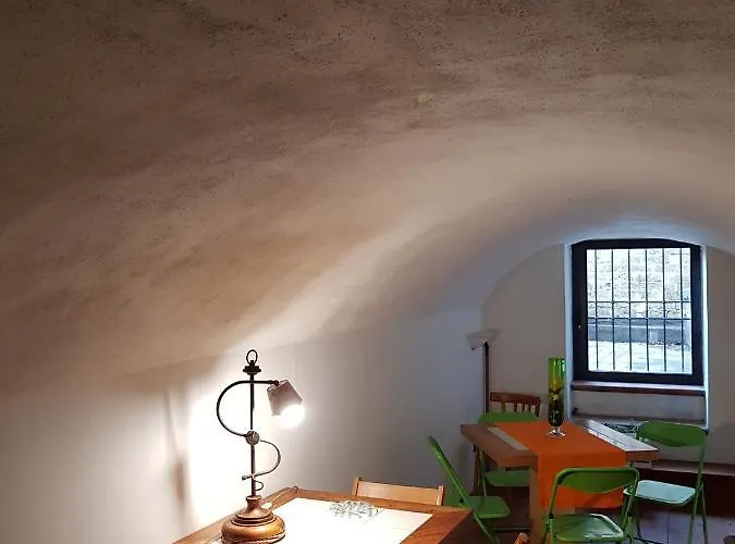 A Casa Di Angela Caiazzo